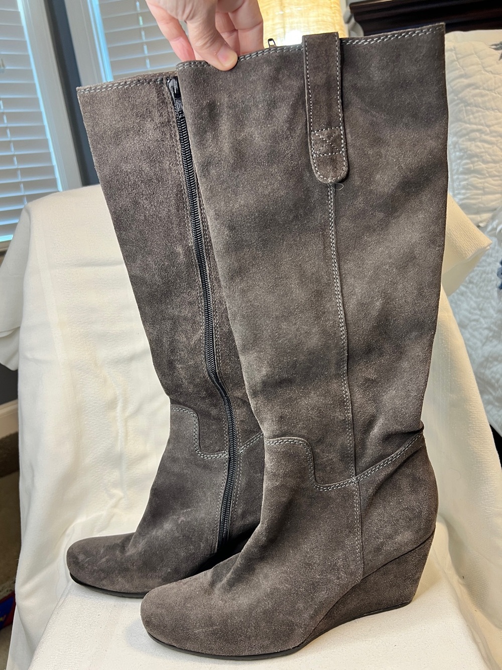 EUC Garnet Hill Charcoal Suede Knee-High Wedge Heeled Boots. Women’s size 7.5